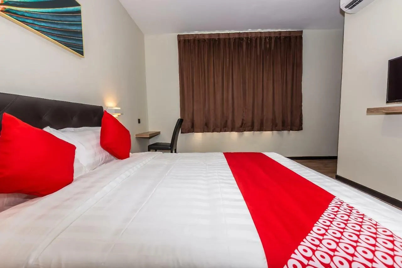 **  Hotel Zamburger Grill Malaysia